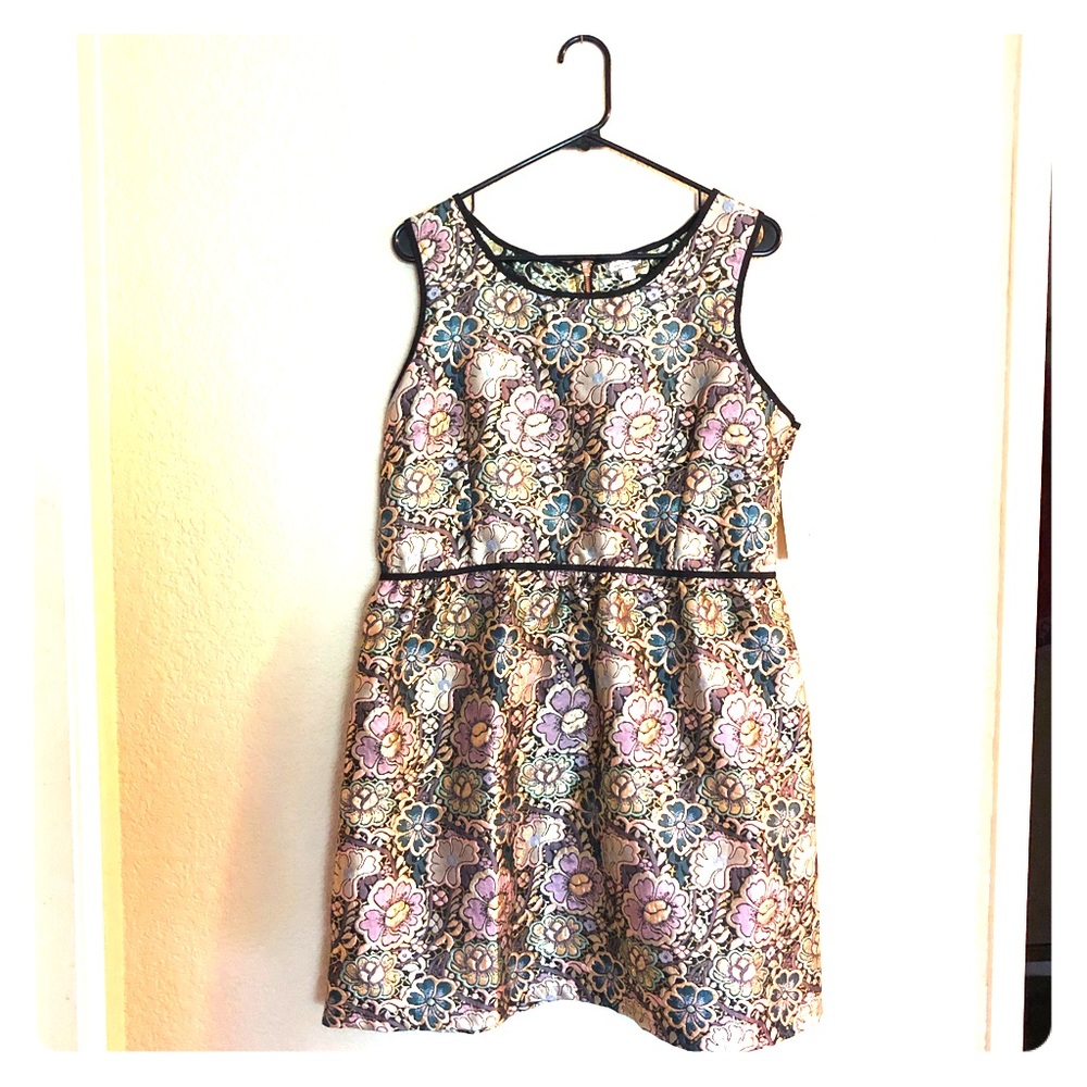 Dress with flowers